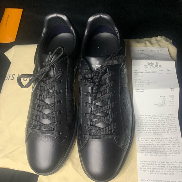 Louis Vuitton Luxembourg Reflective Sneaker. - Picture 4 of 5